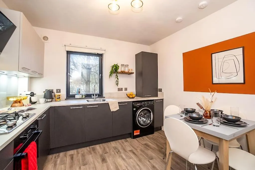 Sleek Urban Living With Bicocca Stays アバディーン イギリス
